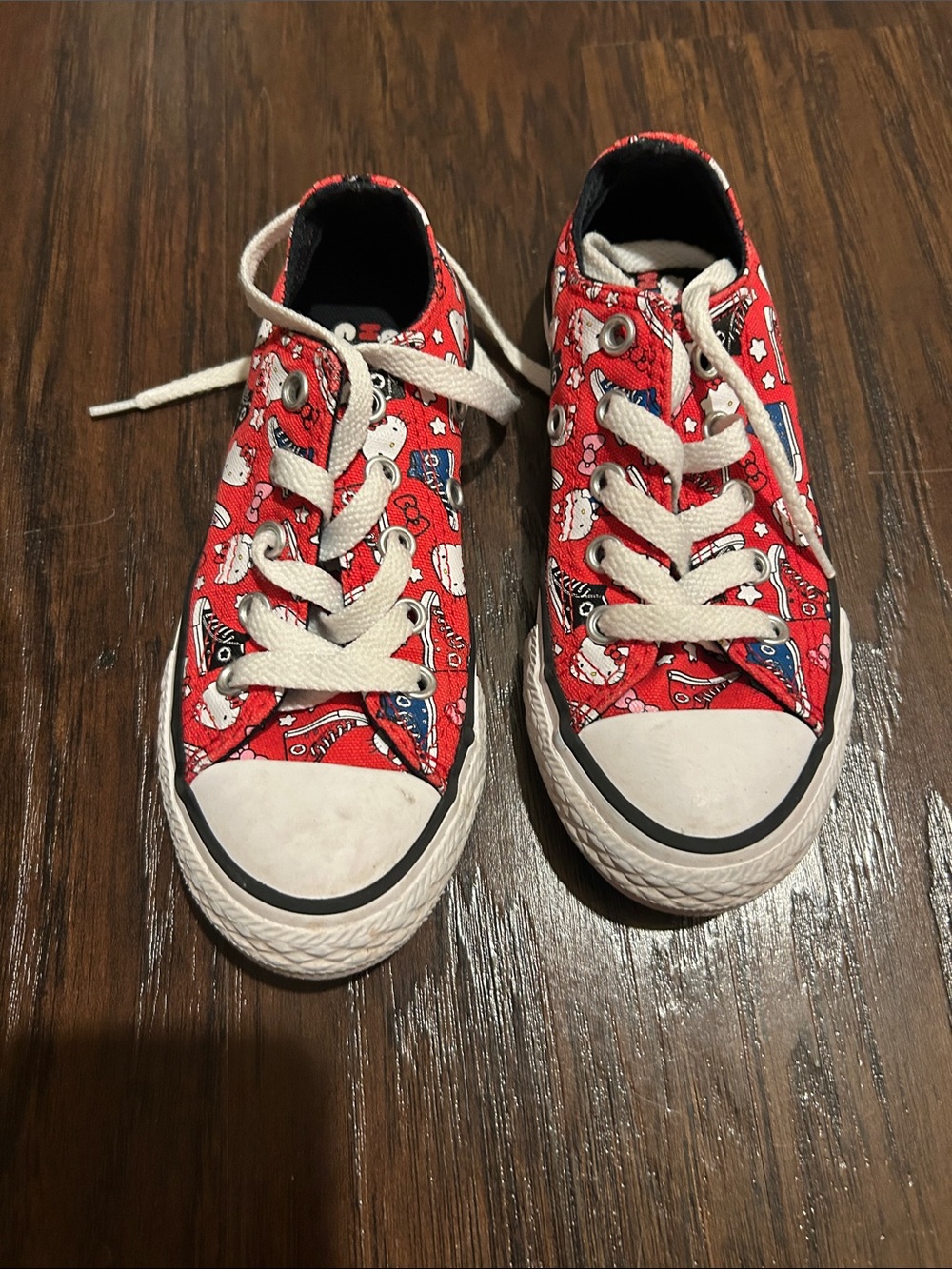 Converse Hello Kitty Kids Red Low-Top Sneakers